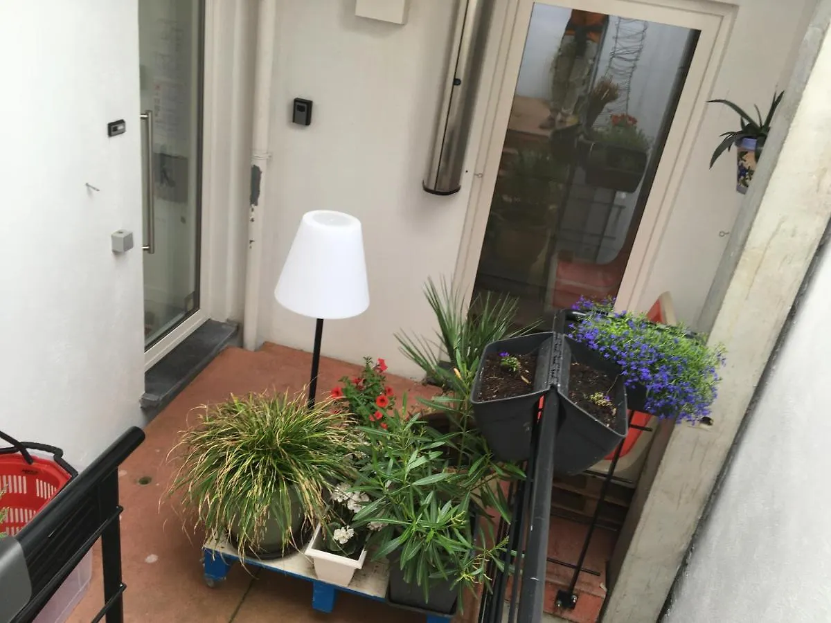 公寓 Chic & Cosy In Villa 300M From Beach Free P In Street 奥斯滕德 比利时