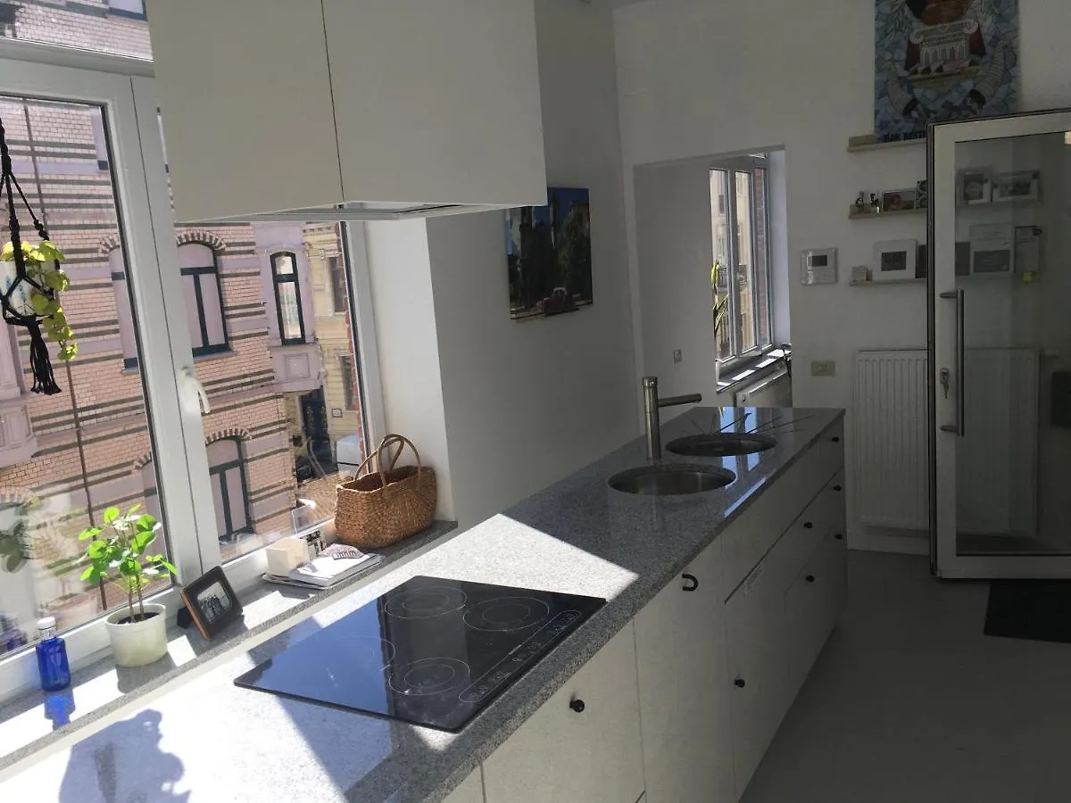Chic & Cosy In Villa 300M From Beach Free P In Street 奥斯滕德 公寓